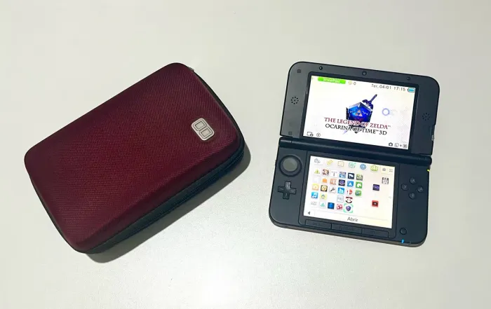 Nintendo 3ds XL (Standard) Desbloqueado + Case protetora rígida