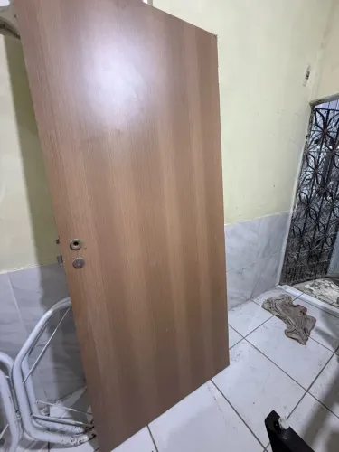 Porta usada!90x2,20!!sem forragem!$200 as 2