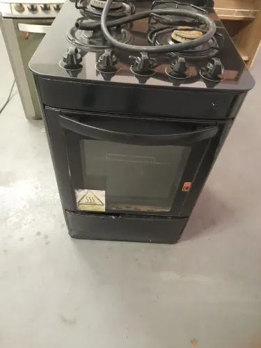 Fogão funcionando com entrega 330