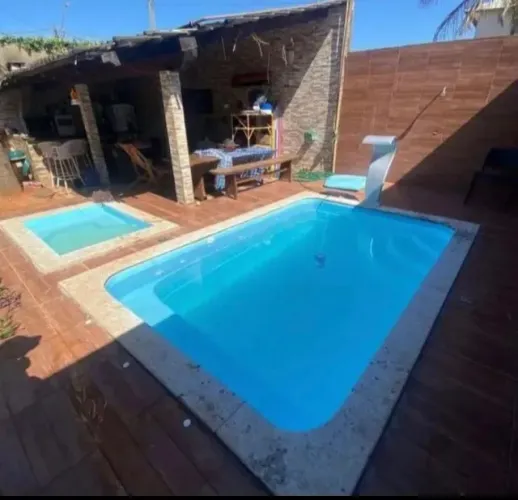Pisicna de fibra com rápida instalação