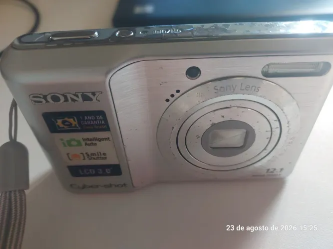 Câmera digital Sony cybershot DSC-S2100 12.1MP prata prata<br>S2100 12.1MP prata