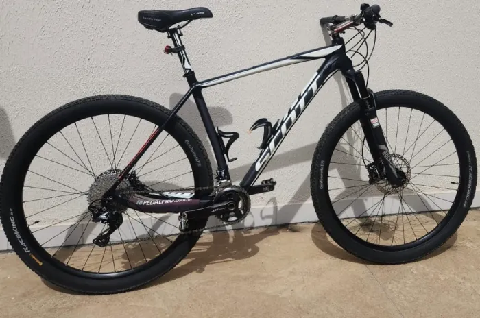 Bike Scott Scale 970 XL Aro 29 Shimano Deore XT + RockShox