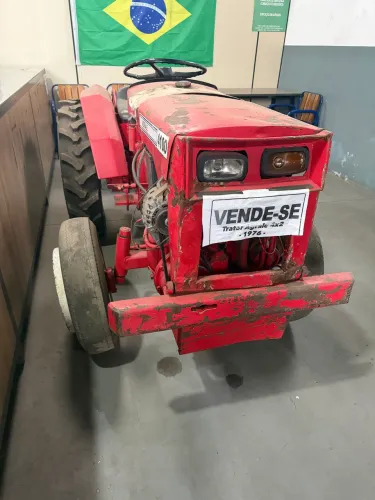 Trator Agrale 4x2 ano 1976