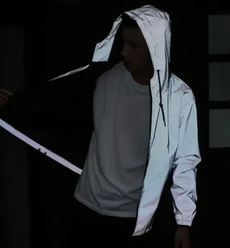 Jaqueta hiphop refletiva unissex, cor prata, tecido impermeável 3M. Tamanho 44