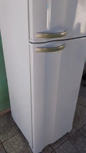 Geladeira Eletrolux frost free