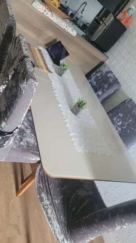 Mesa de jantar 6 lugares