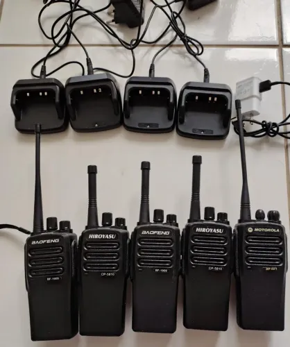 Lote de rádios Comunicadores HT Walk Talk UHF longo alcance 