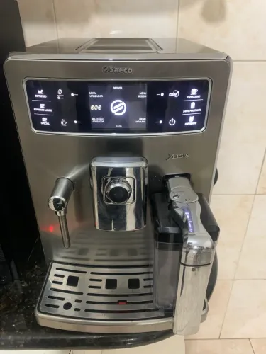 Cafeteira Expresso Superautomática Saeco Xelsis Inox com Jarra de Leite