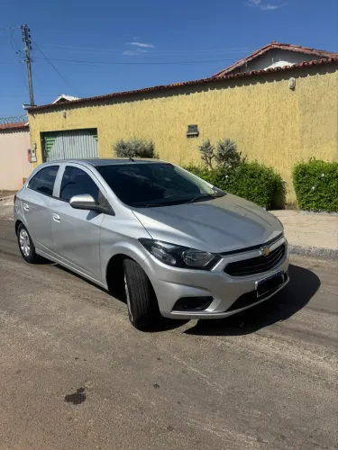 Chevrolet Onix Hatch LT 1.0 8V Flex Mec. 4P 2018