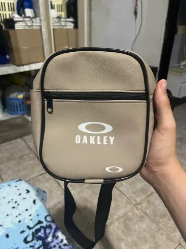 Shoulder Bag / Bolsa Tiracolo Oakley Caqui / Bege (nunca usada)