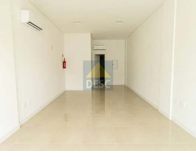 Sala comercial nova com 63 m² para alugar no bairro das Nações em Balneário Camboriú