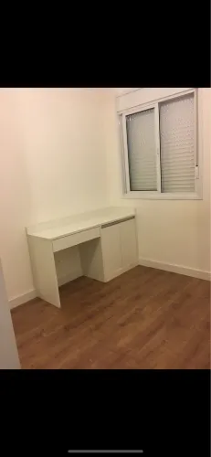 Escrivaninha de MDF