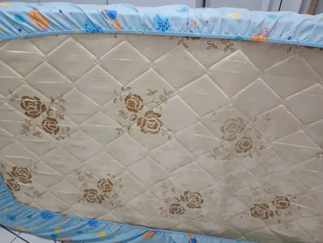 Colchão de casal ,bem conservado.