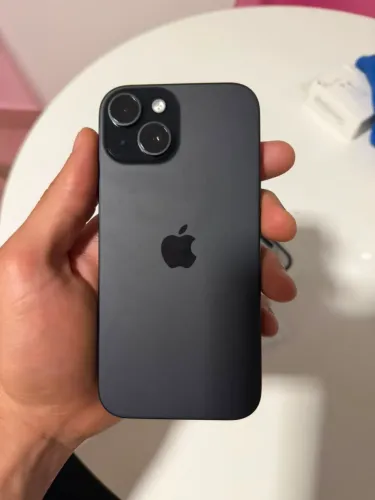 iPhone 15 128gb