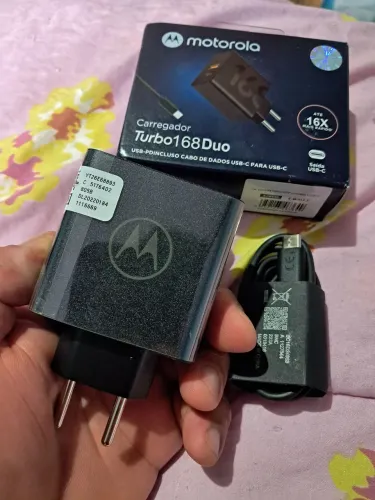 Carregador Turbo Power 168W Motorola dupla entrada tipo c USB