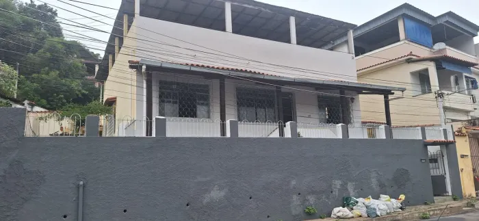 Excelente casa para fins comerciais *