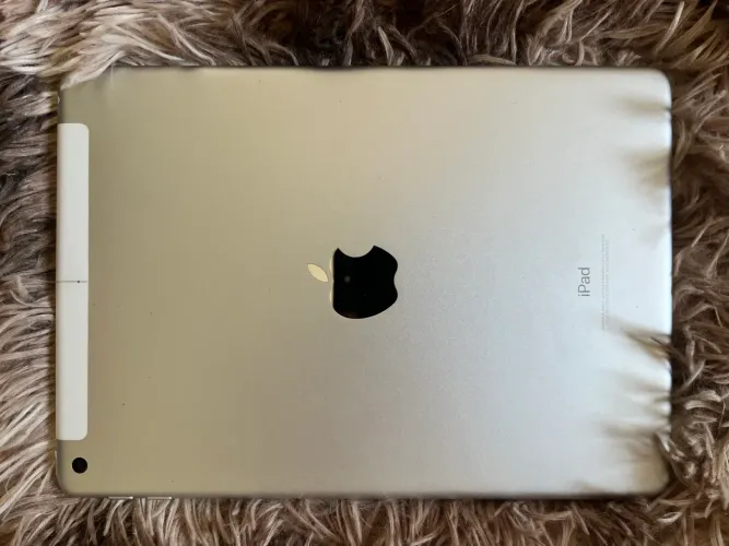 ipad 6º Geração 128GB Prata
