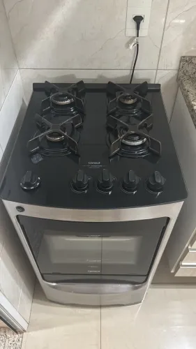 Fogão Consul 4 Bocas Inox com Mesa de Vidro - Excelente Estado