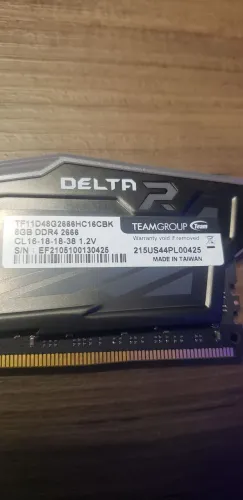 Pente Memória RAM 8gb T-Force DDR4 de 2666MHz CL16