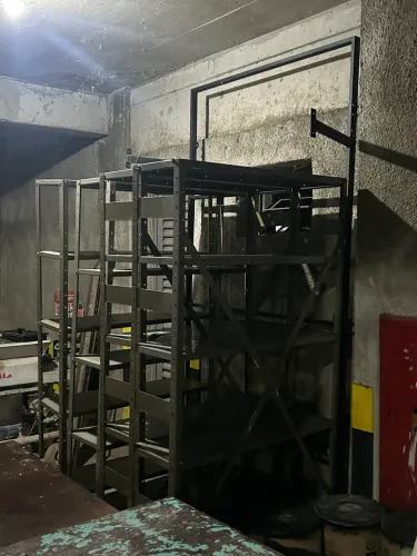 Prateleira em aço reforçado