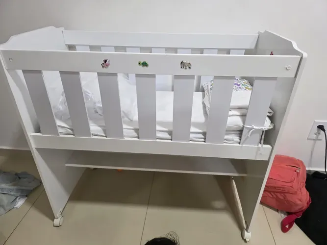 Vende - se mini berço 