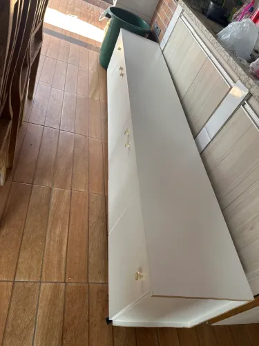 Móvel para loja, 6 portas Mst Branco, medida:2.30 de comprimento