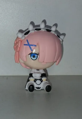BONECA MINIATURA MINI RE ZERO RAM EMPREGADA