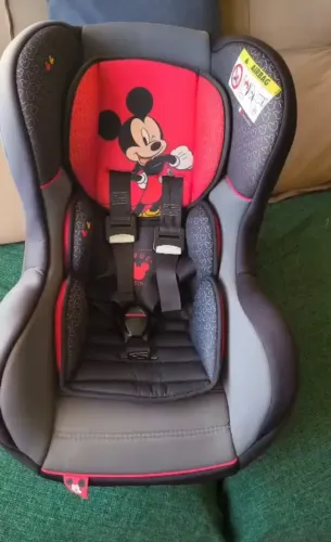 Cadeirinha de criança para carro