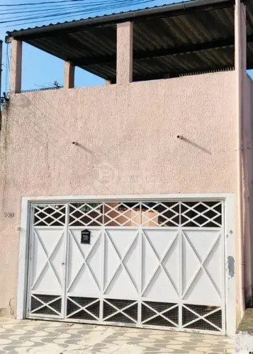 Casa à venda na Vila União, Zona Leste - São Paulo, 2 dormitórios e armários na cozinha!