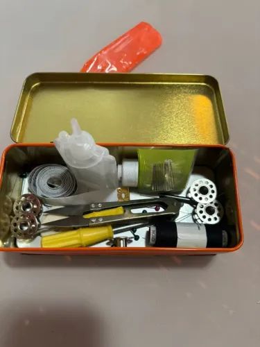 Máquina de Costura Flawil Elétrica em Ótimo Estado - R$ 500 ?