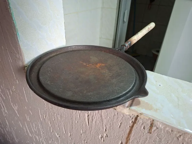 CHAPA DE FERRO FUNDIDO PEQUENA
