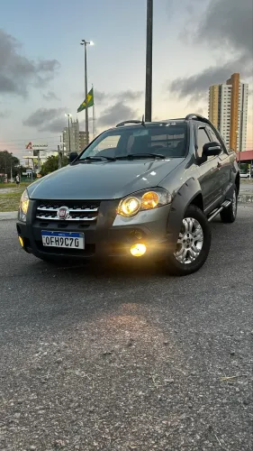 Fiat Strada Adventure1.8/ 1.8 Locker Flex CD 2012