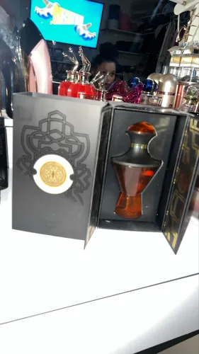 Perfume Hadiya