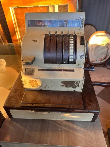 Maquina registradora antiga