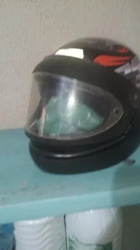 Vendo capacete de moto