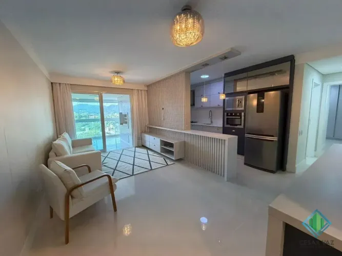 Apartamento com 2 suítes e 2 vagas de garagem na Agronômica - Florianópolis - SC