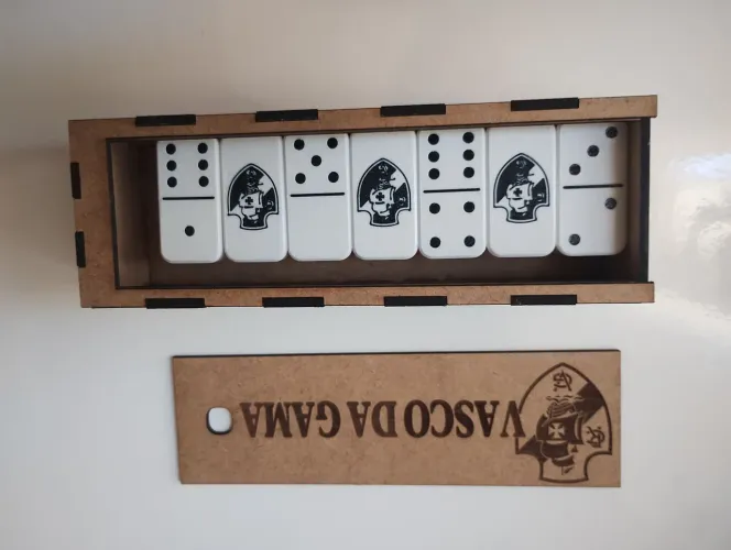 Dominó 50x25x10 personalizado+ caixa em MDF