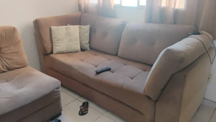 Sofá de canto em Suede em ótimo estado