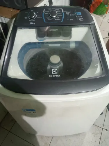 Máquina de Lavar Electrolux 16Kg