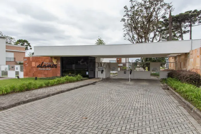 Casa à venda em condomínio no Pilarzinho ARYA1