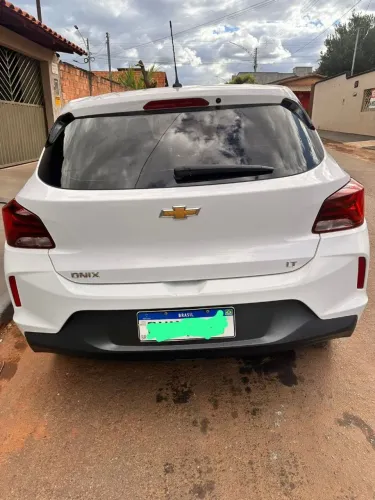 Chevrolet Onix Hatch LT 1.0 12V Flex Mec. 4P 2023