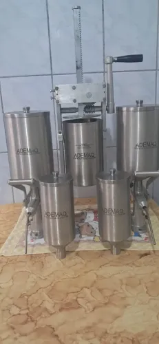 Equipamentos para produção de churros