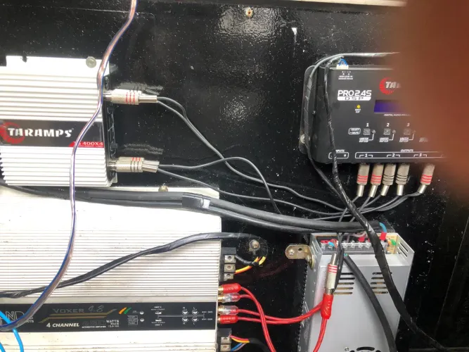 Vendo ou troco por rodas 17/18