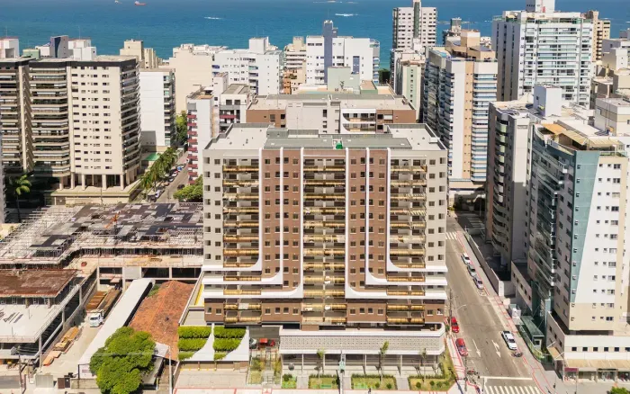Apartamento 2 quartos com 2 vagas para alugar na Praia da Costa