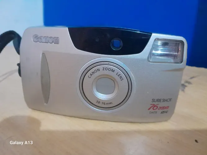 Máquina fotográfica CANON