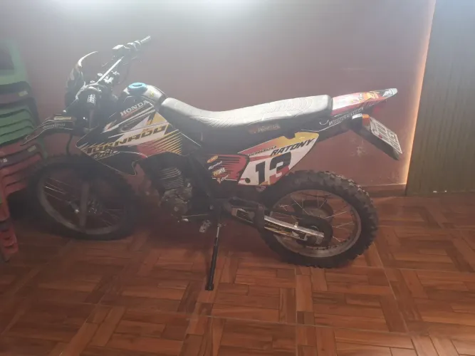 Vendo ou troco Xr tornado 250, ano 2007 modelo 2008 