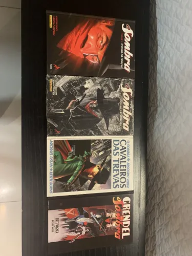 Hq O SOMBRA (lote + história fechada em 2 volumes)