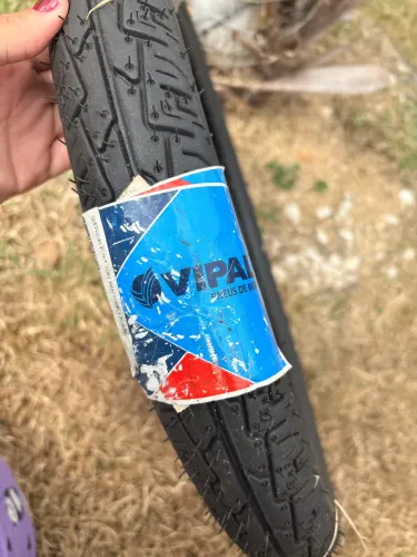 Pneu novo Biz 125 ano 11/12