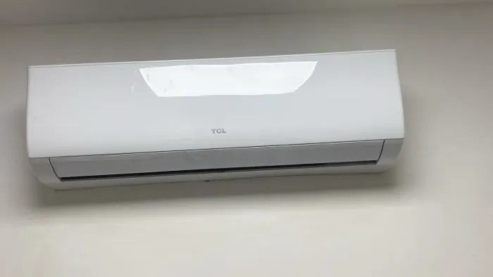 AR CONDICIONADO 9 mil BTUS