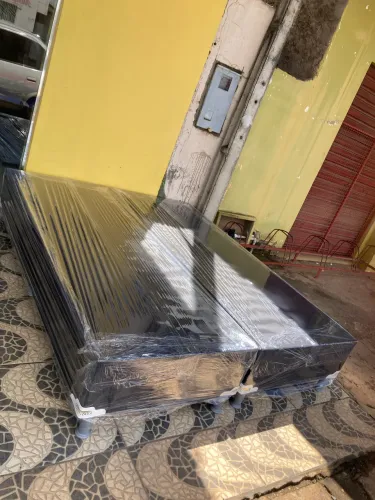 Bases para colchão Queen novos